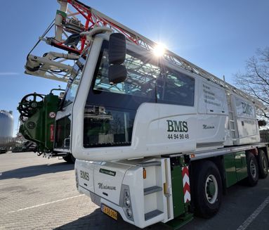 Tæt på BMS' elektriske mobiltårnkran "Cityboy"